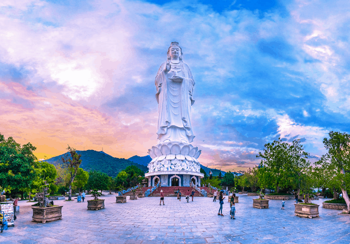 Private Marble Mountains, Monkey Mountain & Lady Buddha Tour