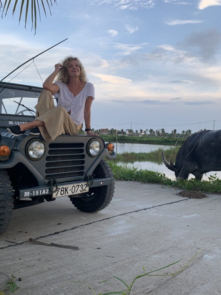 Hoi An Countryside, Handicraft Villages & Basket Boat Private Jeep or Car Tour